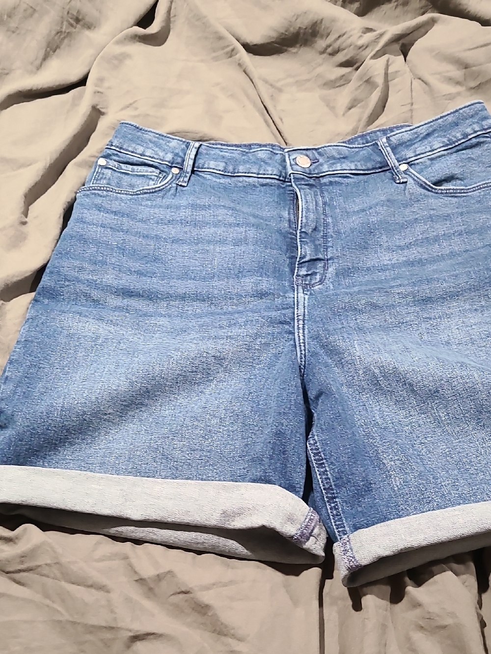 Simply Vera Vera Wang Washed blue denim shorts